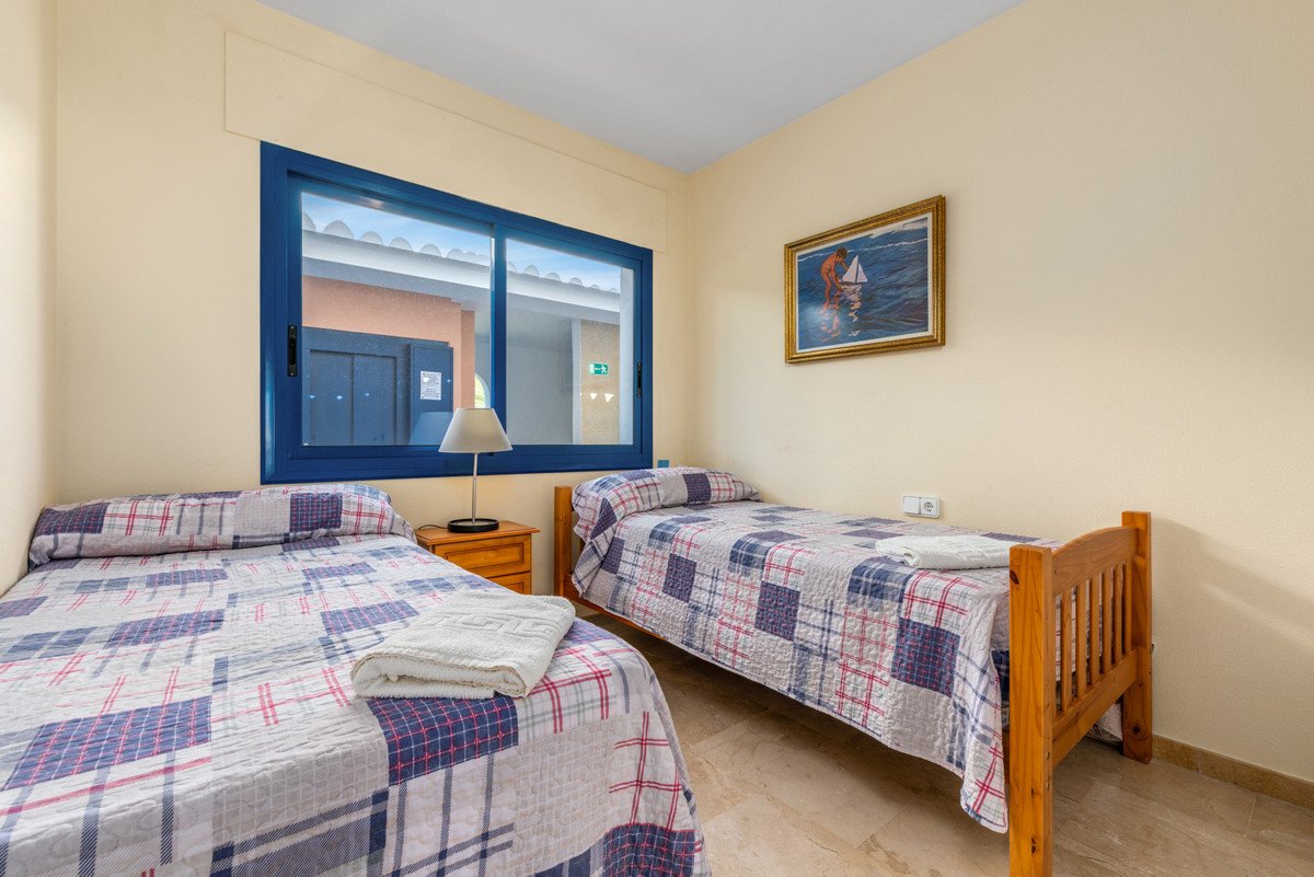 3 Bed بنتهاوس Duplex in La Duquesa في La Duquesa, بنتهاوس دوبلكس