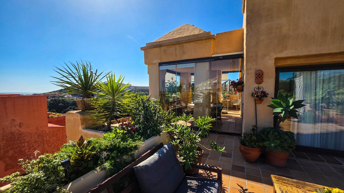 3 Bed Penthouse in La Duquesa u La Duquesa, Penthouse