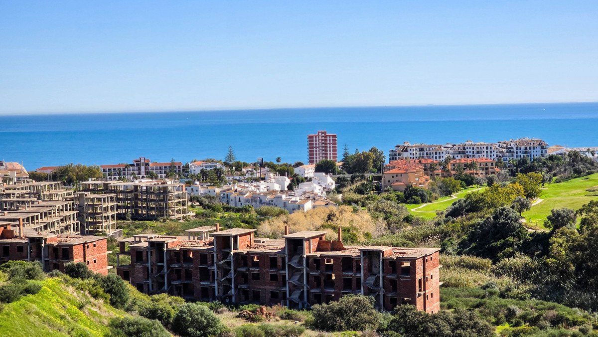 3 Bed بنتهاوس in La Duquesa في La Duquesa, بنتهاوس
