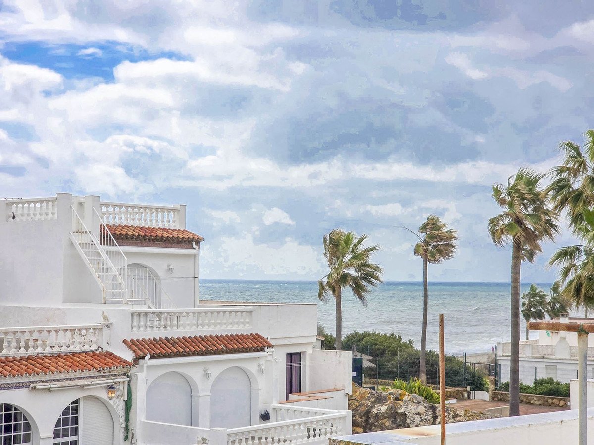 2 Bed بيت مدينة in La Duquesa في La Duquesa, تاون هاوس