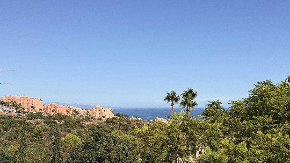 3 Bed Townhouse in La Duquesa in La Duquesa, Townhouse