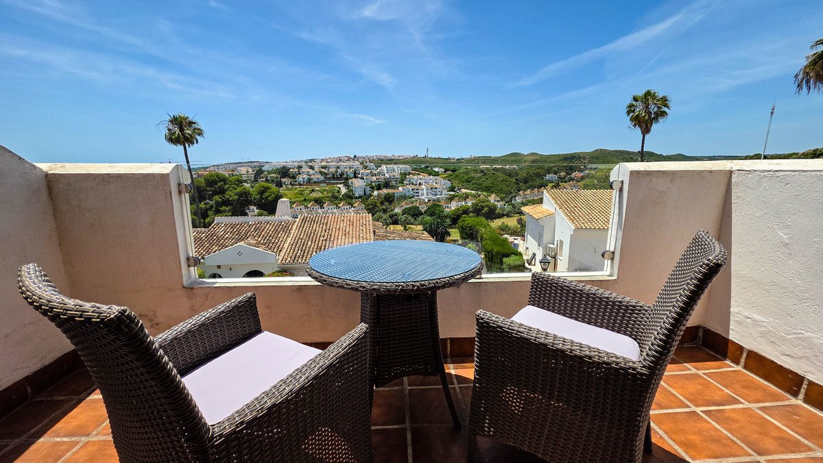 3 Bed بيت مدينة in La Duquesa في La Duquesa, تاون هاوس