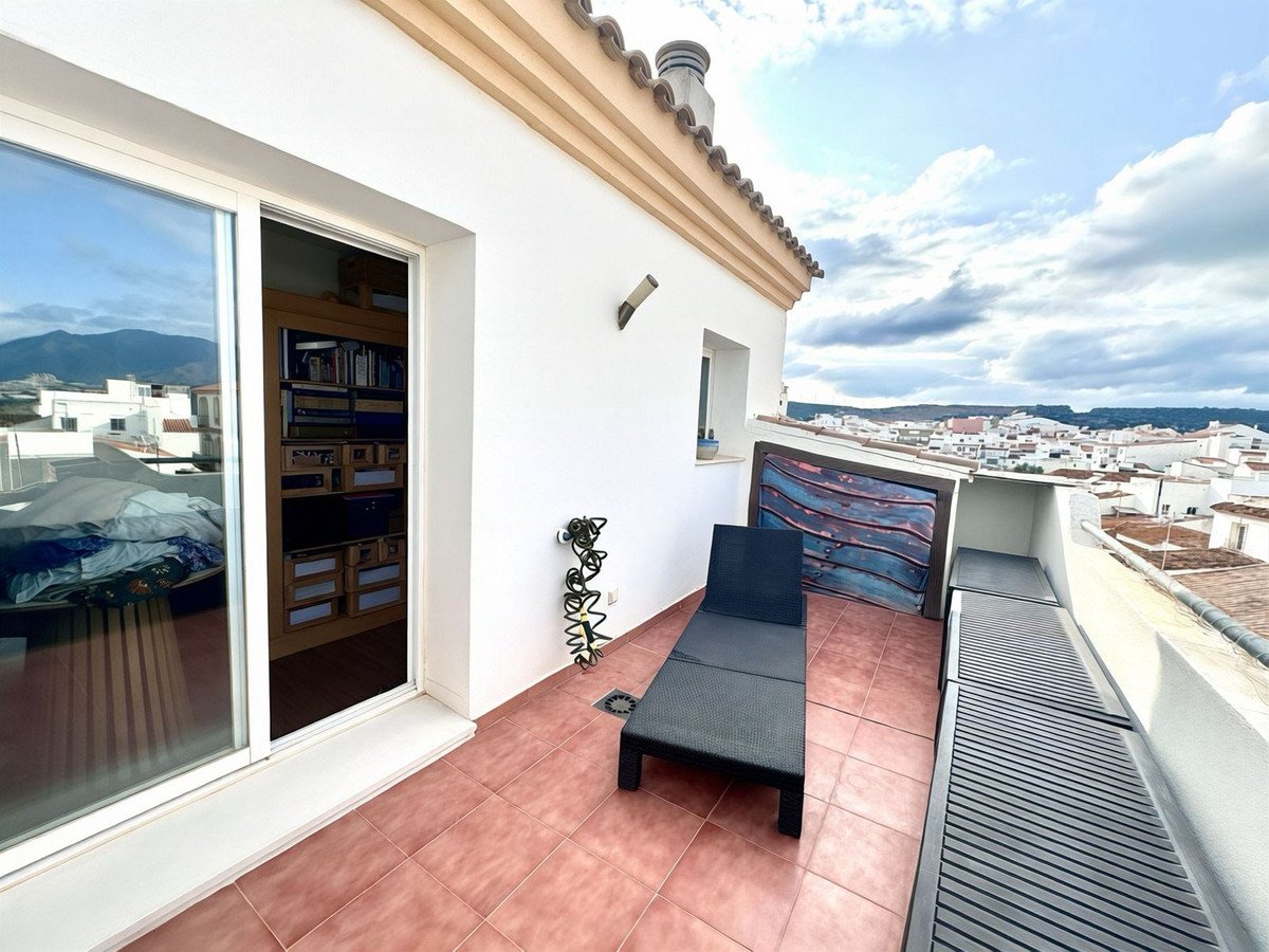 1 Bed Övervåningslägenhet in Manilva i Manilva, Lägenhet