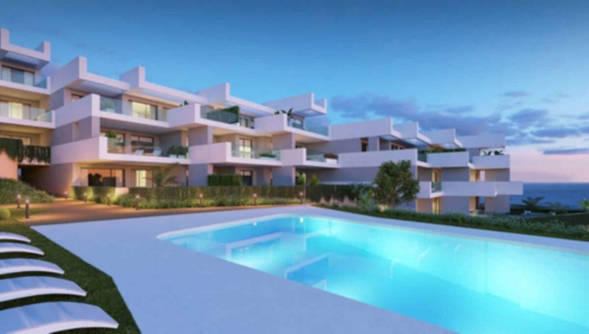 2 Bed شقة في الطابق الأوسط in Manilva في Manilva, شقة