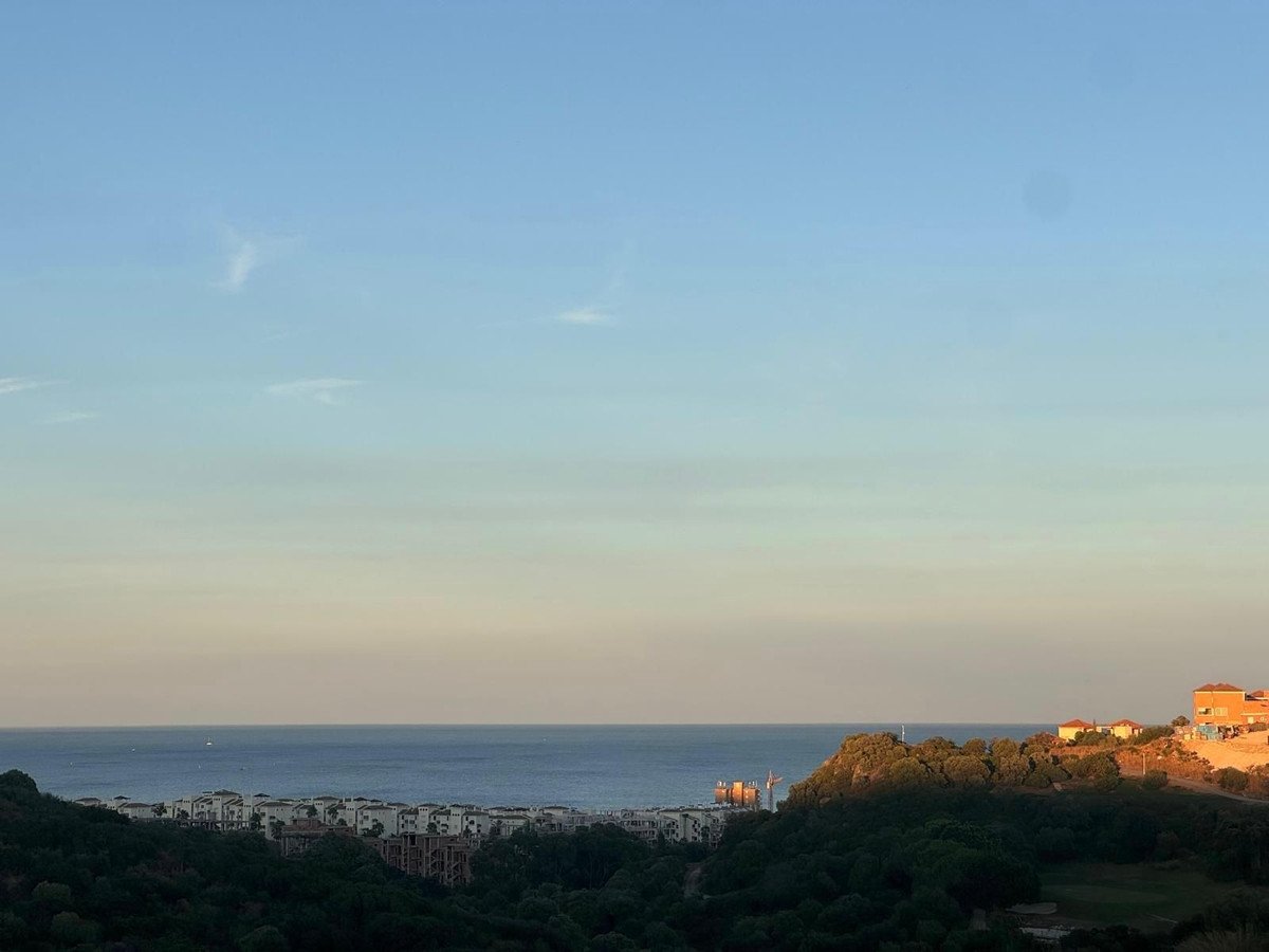 2 Bed Middle Floor Apartment in Manilva in Manilva, Apartment