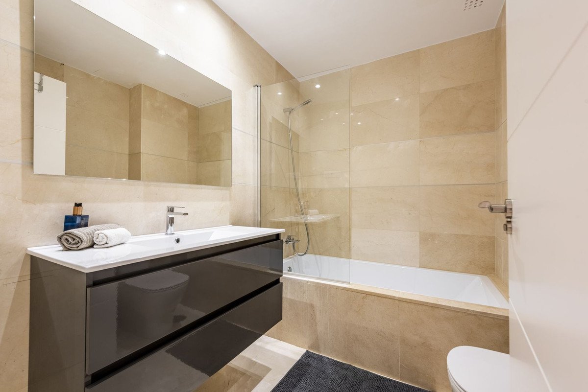 2 Bed شقة في الطابق الأرضي in Manilva في Manilva, شقة