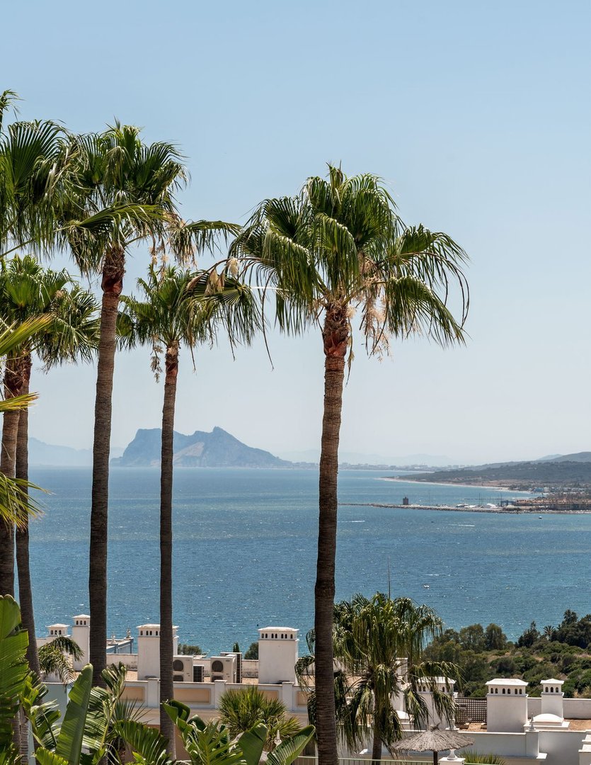 2 Bed Mellemste etage lejlighed in Manilva i Manilva, 
