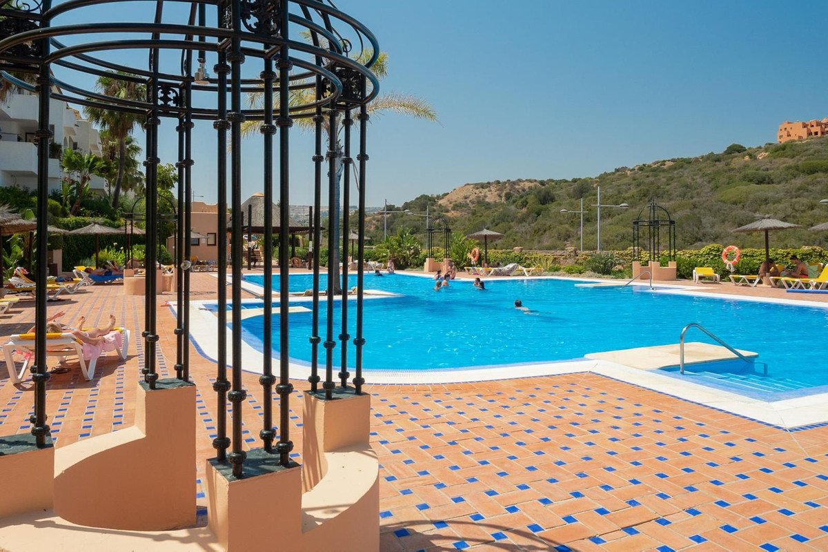 3 Bed Ground Floor Apartment in Manilva in Manilva, Apartment