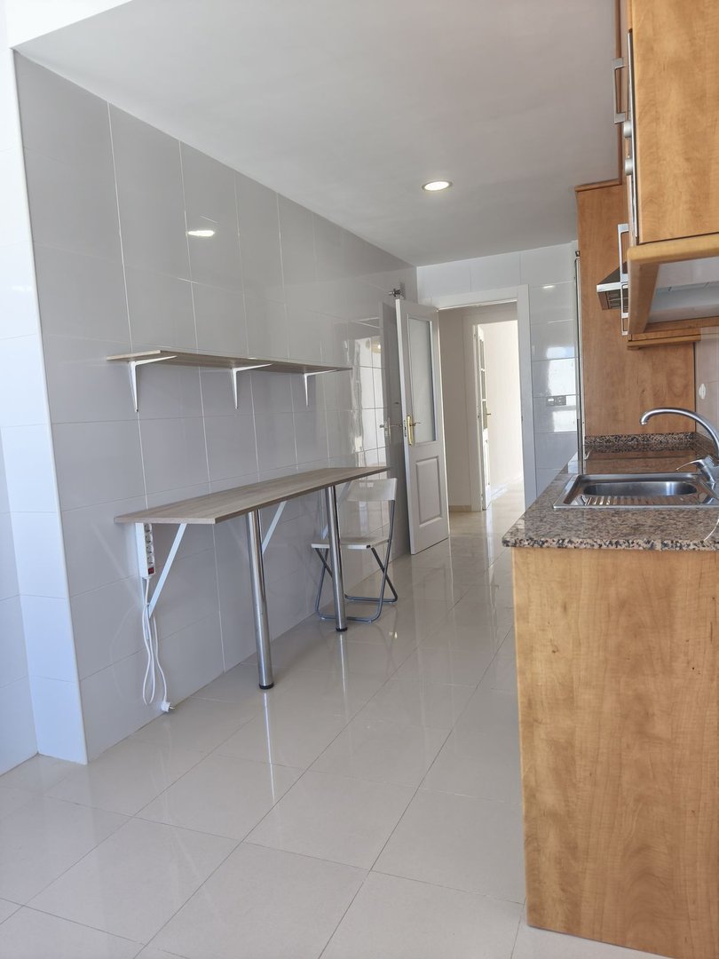 3 Bed بنتهاوس Duplex in Manilva في Manilva, بينتهاوس دوبليكس