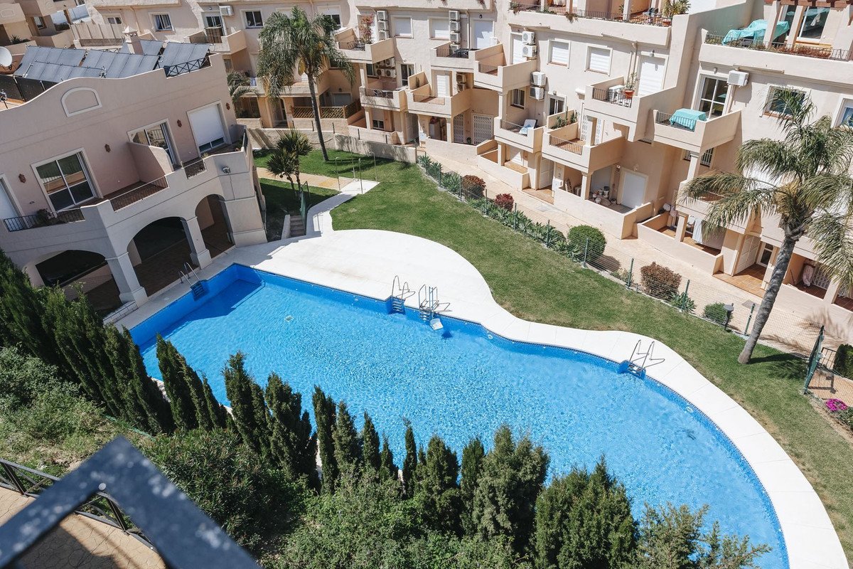4 Bed بنتهاوس in Manilva في Manilva, بنتهاوس