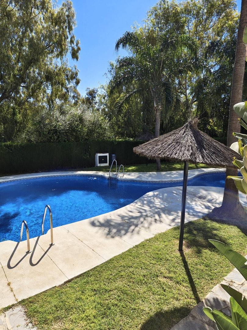 2 Bed Rijtjeshuis in Manilva in Manilva, Rijtjeshuis