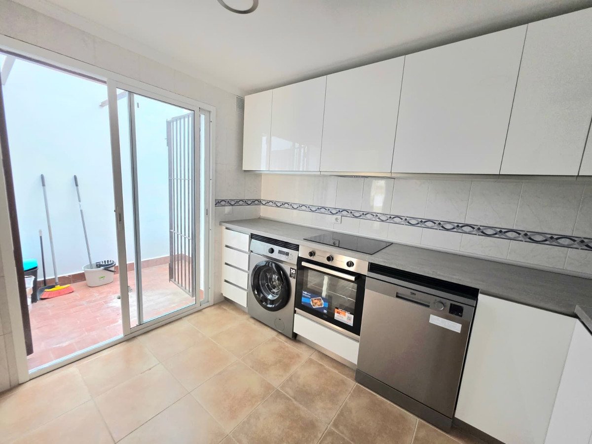 3 Bed بيت مدينة in Manilva في Manilva, منزل تسلسلي