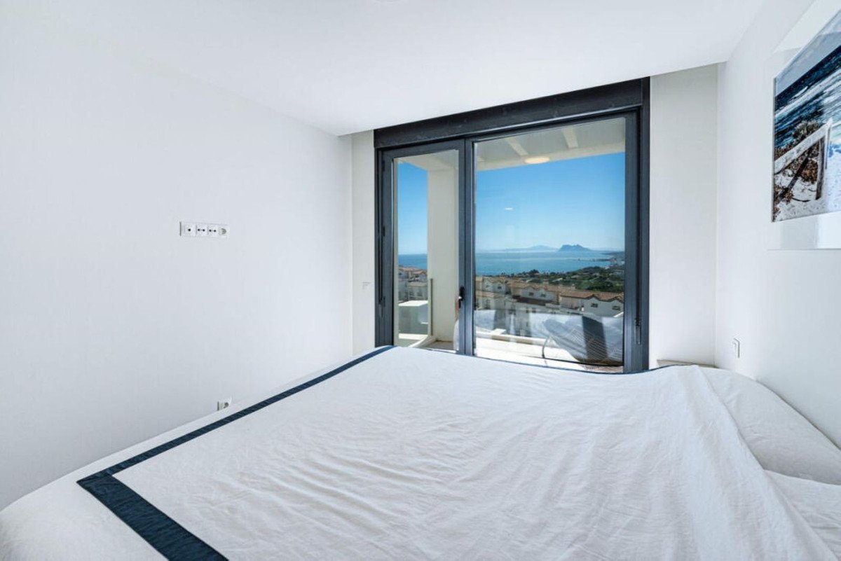 28 photo