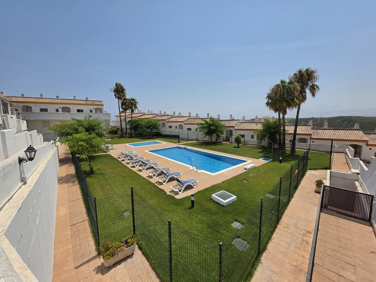 2 Bed منزل شبه منفصل in Manilva في Manilva, منزل شبه مستقل