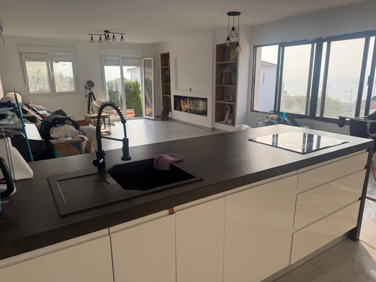 3 Bed Semi-Detached House in Manilva in Manilva, Semi-Detached House