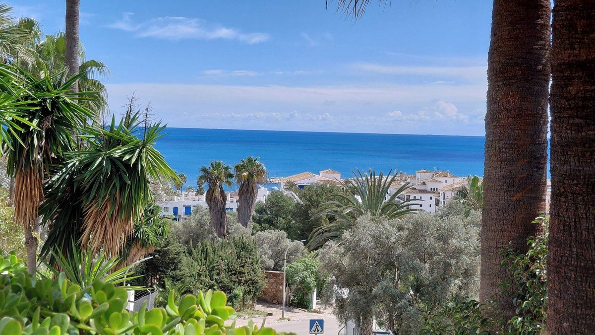 3 Bed منزل شبه منفصل in Manilva في Manilva, تاون هاوس