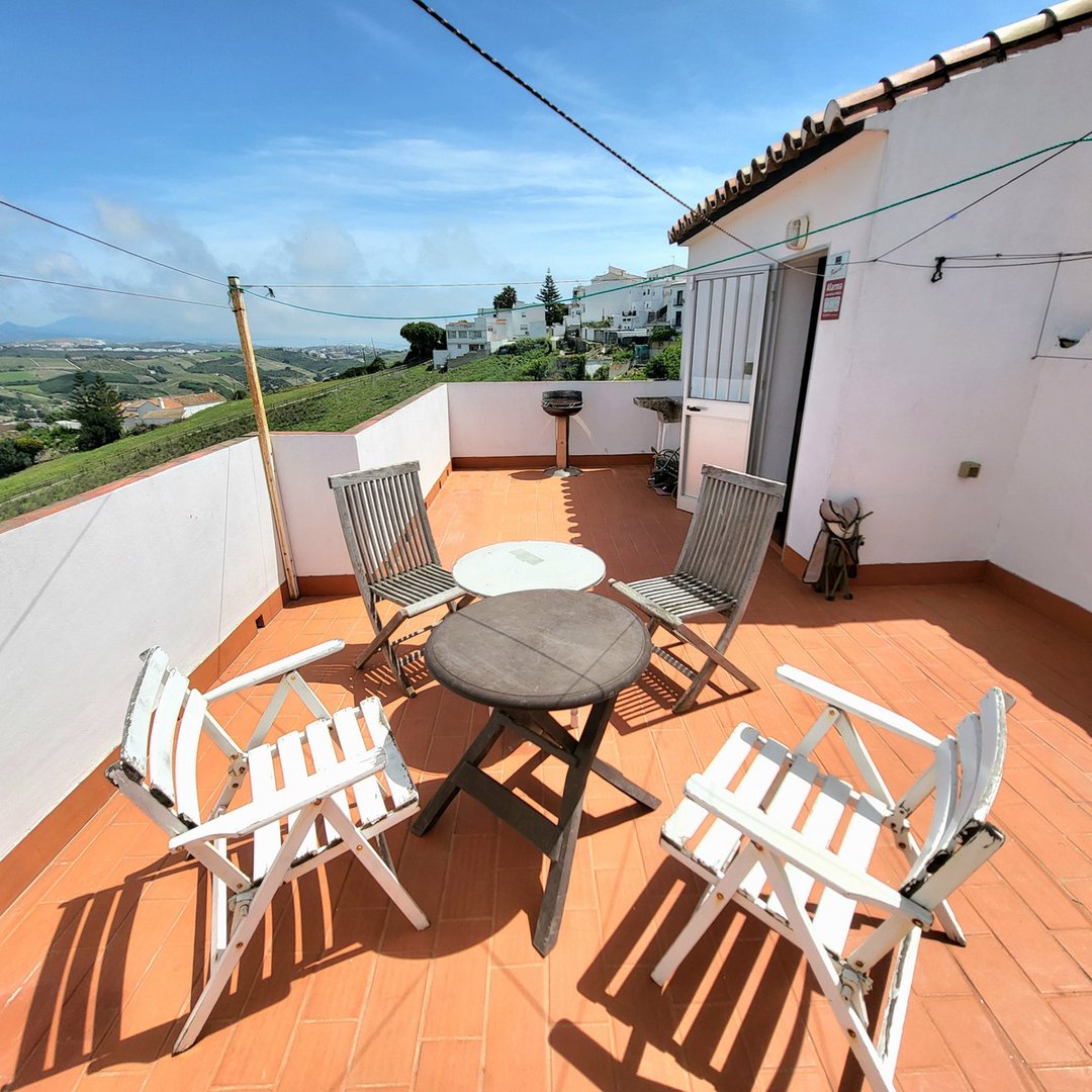 4 Bed Halfvrijstaand Huis in Manilva in Manilva, 