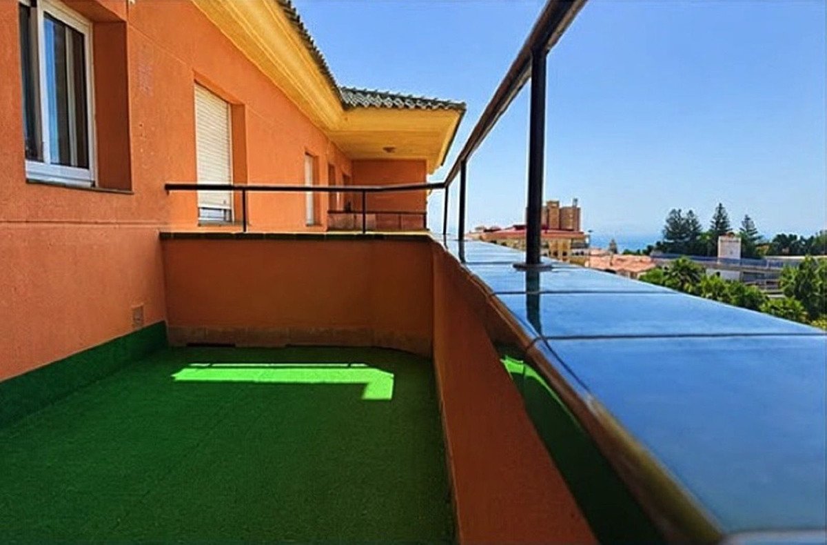 1 Bed Middle Floor Apartment in San Luis de Sabinillas in San Luis de Sabinillas, Apartment