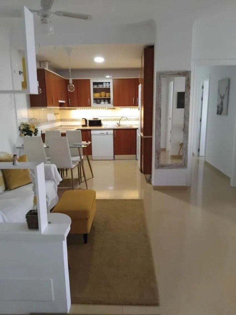 3 Bed Middle Floor Apartment in San Luis de Sabinillas in San Luis de Sabinillas, Apartment