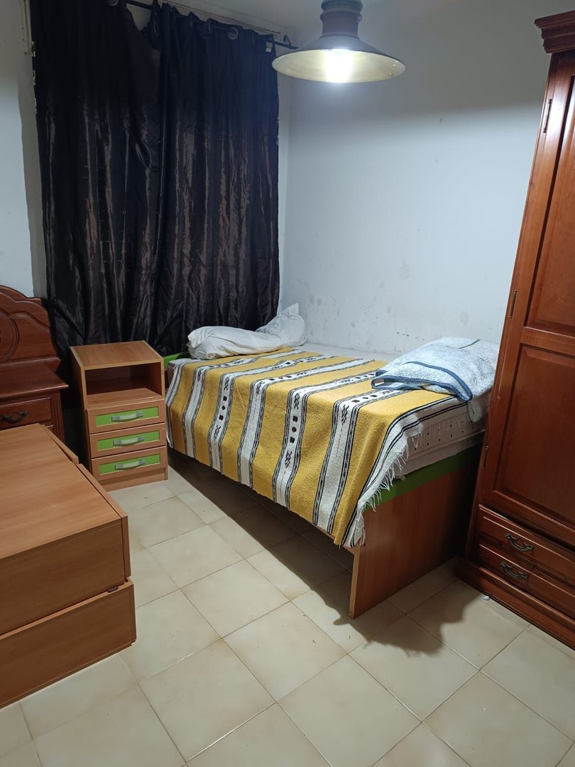 4 Bed شقة في الطابق الأوسط in San Luis de Sabinillas في San Luis de Sabinillas, شقة