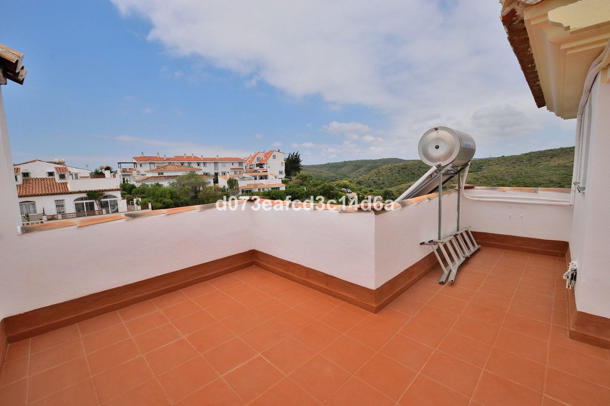 08 photo