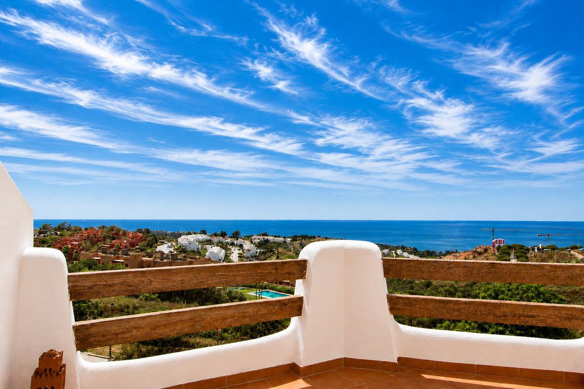 4 Bed Townhouse in Manilva in Manilva, Townhouse