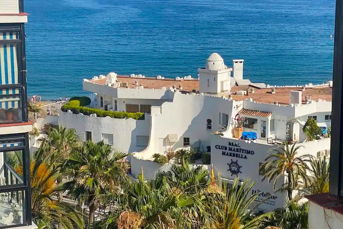 1 Bed Middle Floor Studio in Marbella in Marbella, Studio