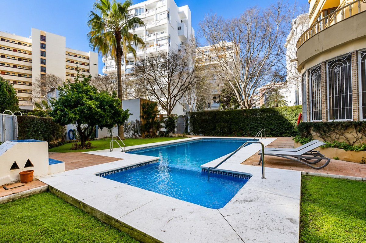2 Bed Middle Floor Apartment in Marbella in Marbella, Apartment