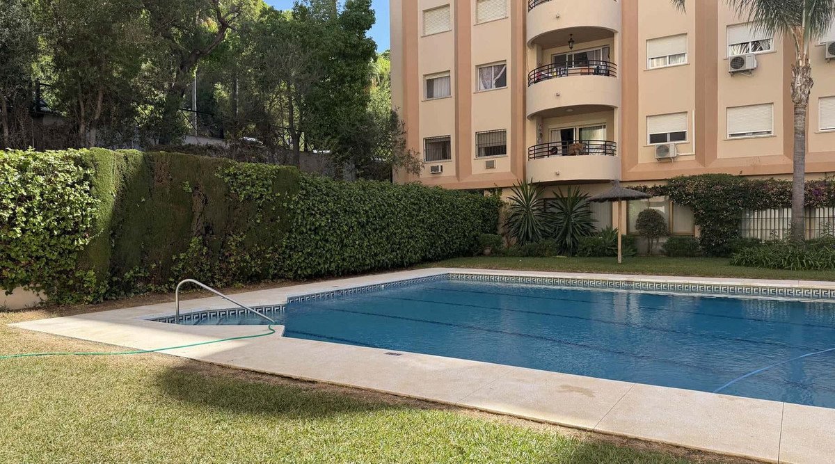 2 Bed Middle Floor Apartment in Marbella in Marbella, Apartment