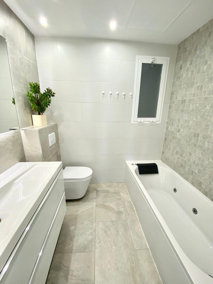 2 Bed Middle Floor Apartment in Marbella in Marbella — Apartment