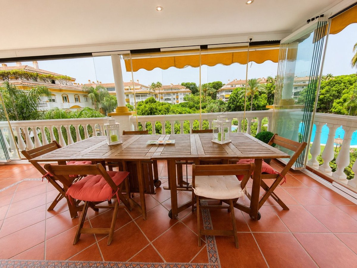 2 Bed Middle Floor Apartment in Marbella in Marbella, Apartment