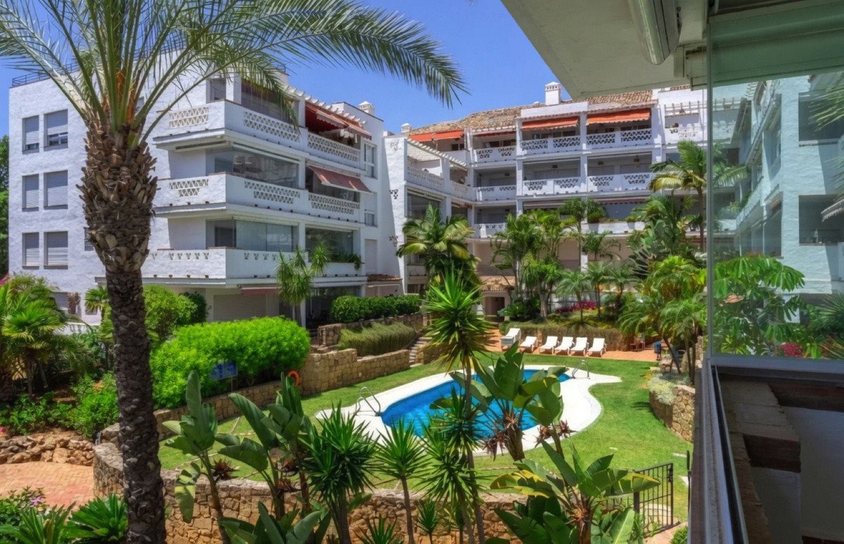 2 Bed Middle Floor Apartment in Marbella in Marbella, Apartment