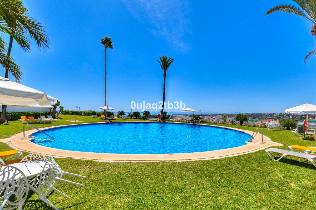 3 Bed Middle Floor Apartment in Marbella in Marbella, Apartment