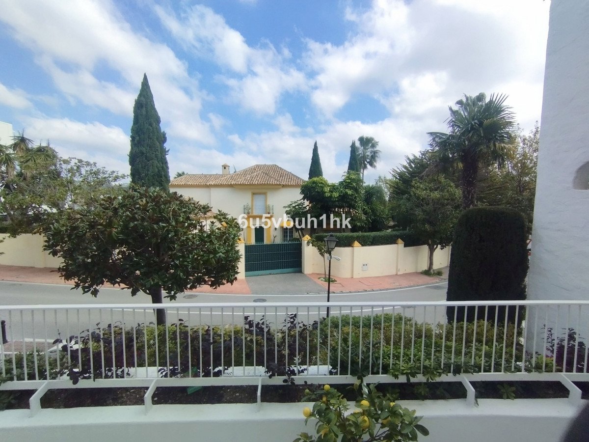 04 photo