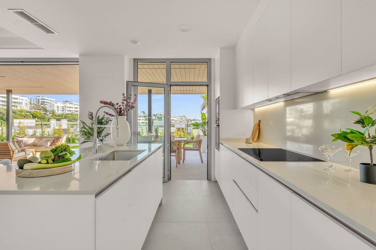 4 Bed Διαμέρισμα ισογείου in Marbella σε Marbella, Διαμέρισμα