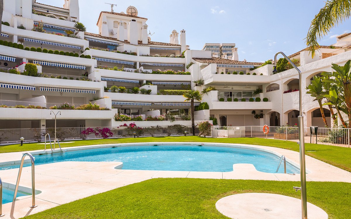 4 Bed Begane Grond Appartement in Marbella in Marbella, 