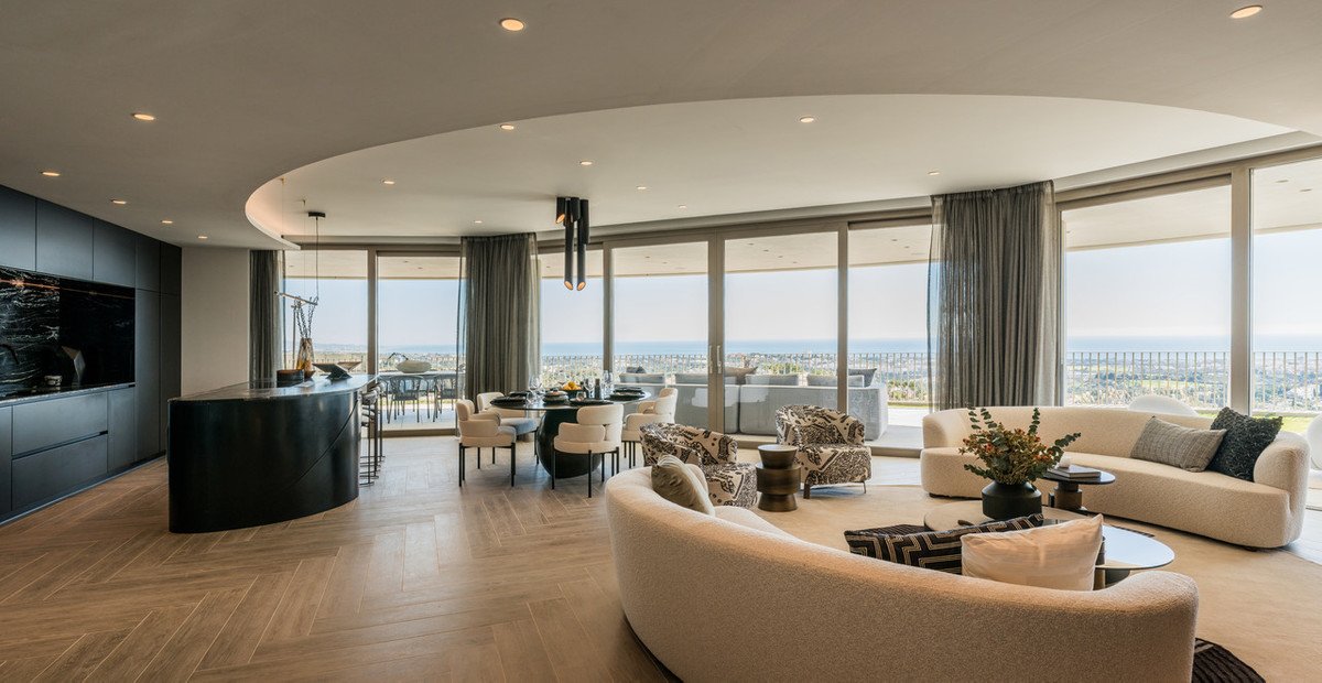 4 Bed New Development in Marbella في Marbella, 