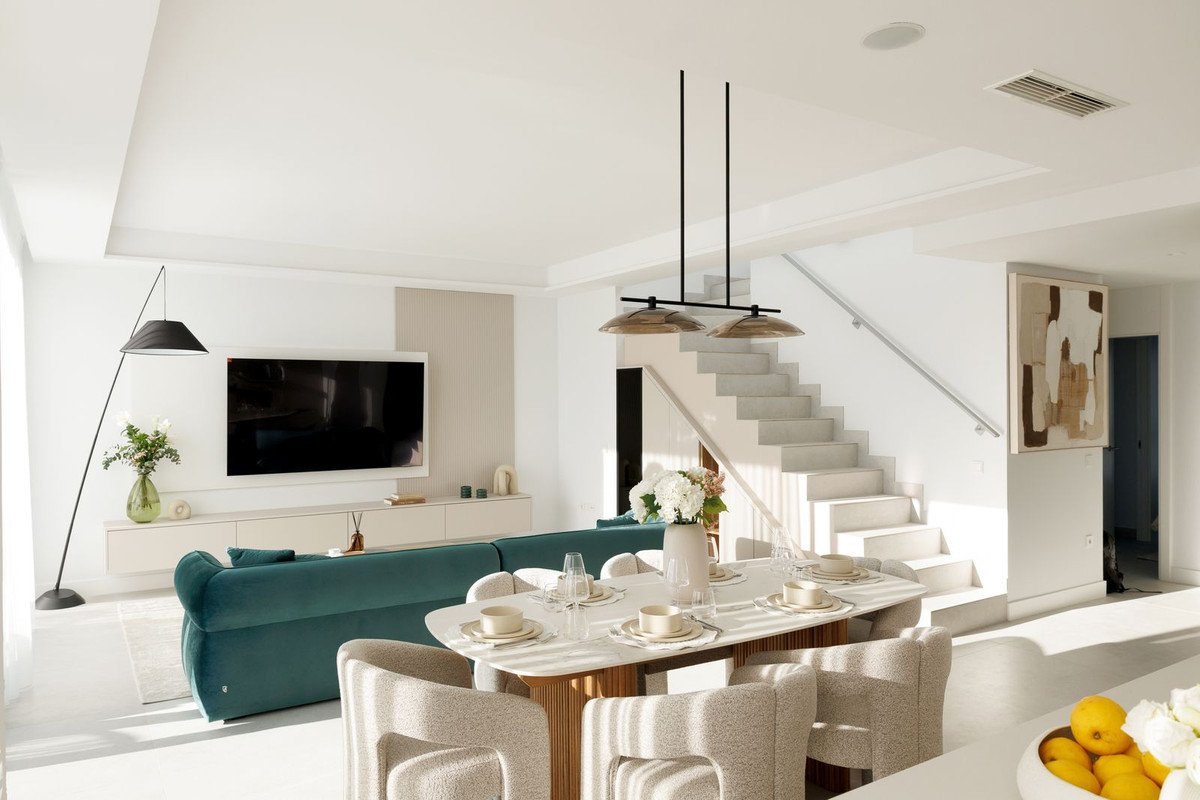 23 photo