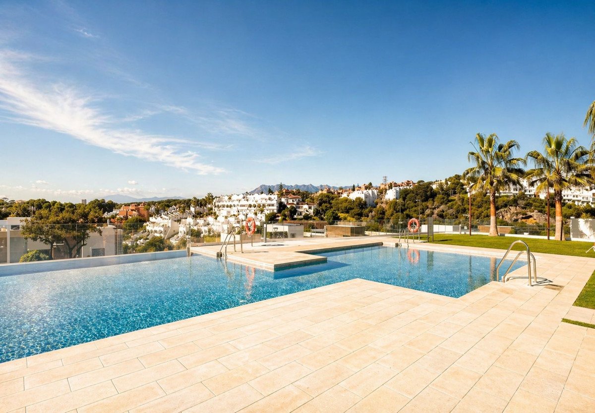 2 Bed Penthouse Duplex in Cabopino i Cabopino, Duplex Leilighet