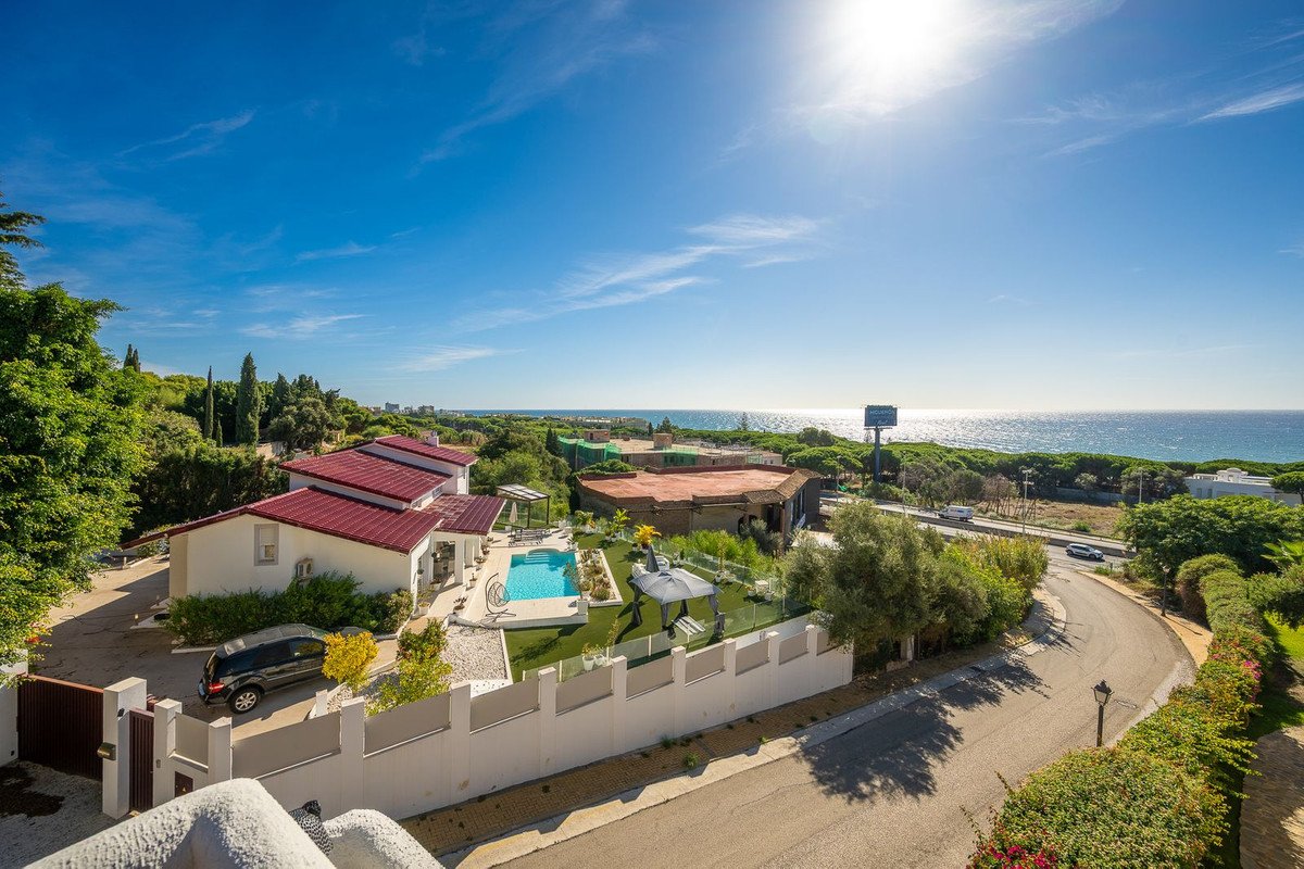 2 Bed Penthouse in Cabopino