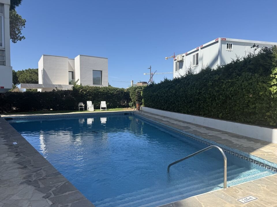 1 Bed شقة في الطابق الأوسط in Marbella في Marbella, 