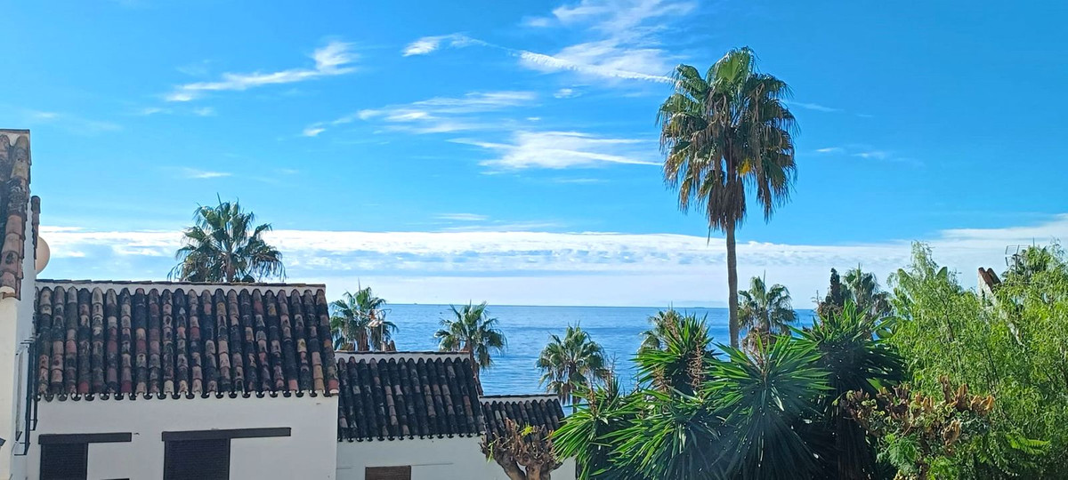 2 Bed شقة في الطابق الأوسط in Marbella في Marbella, شقة