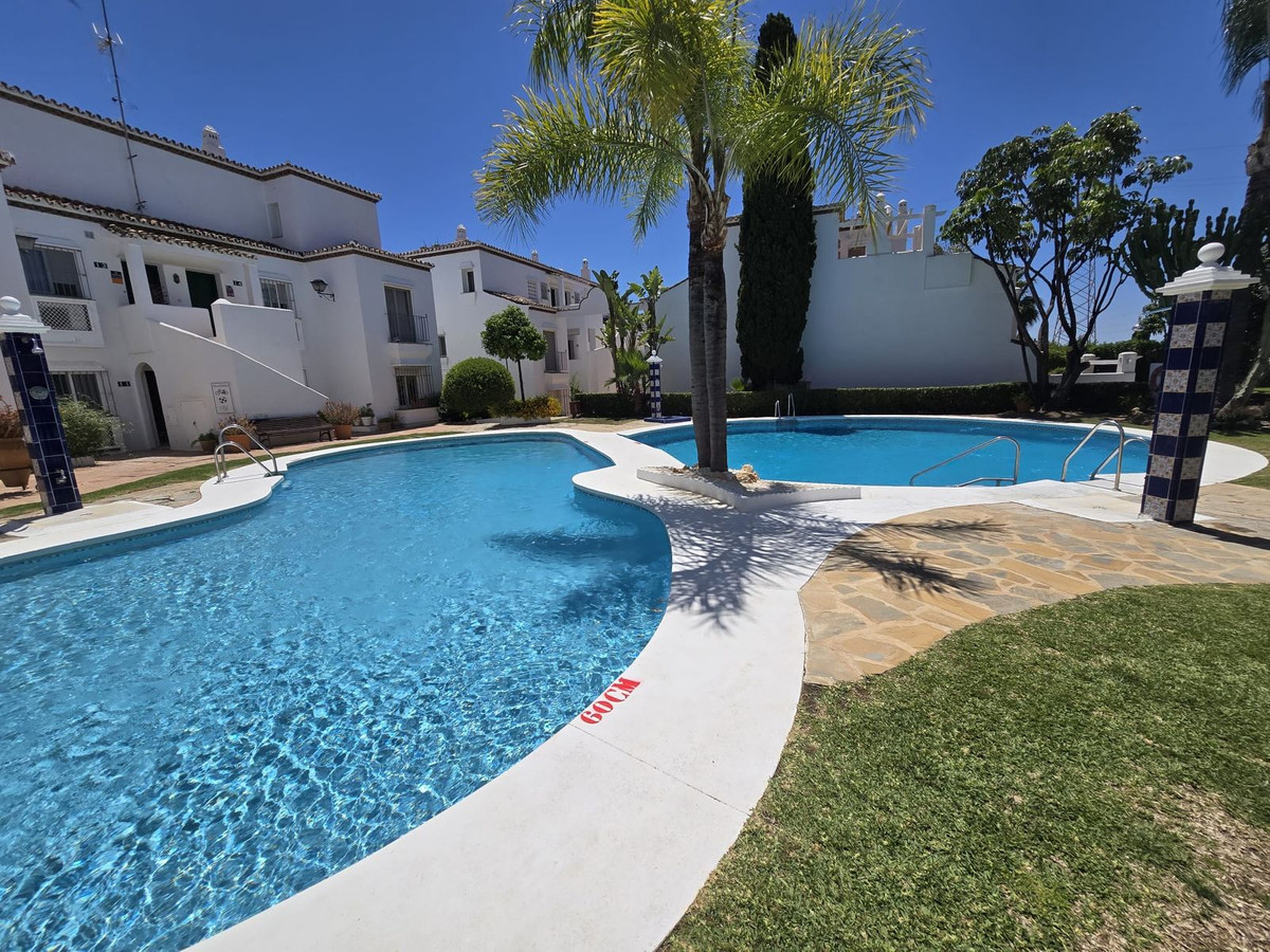 2 Bed شقة في الطابق الأرضي in Marbella في Marbella, شقة