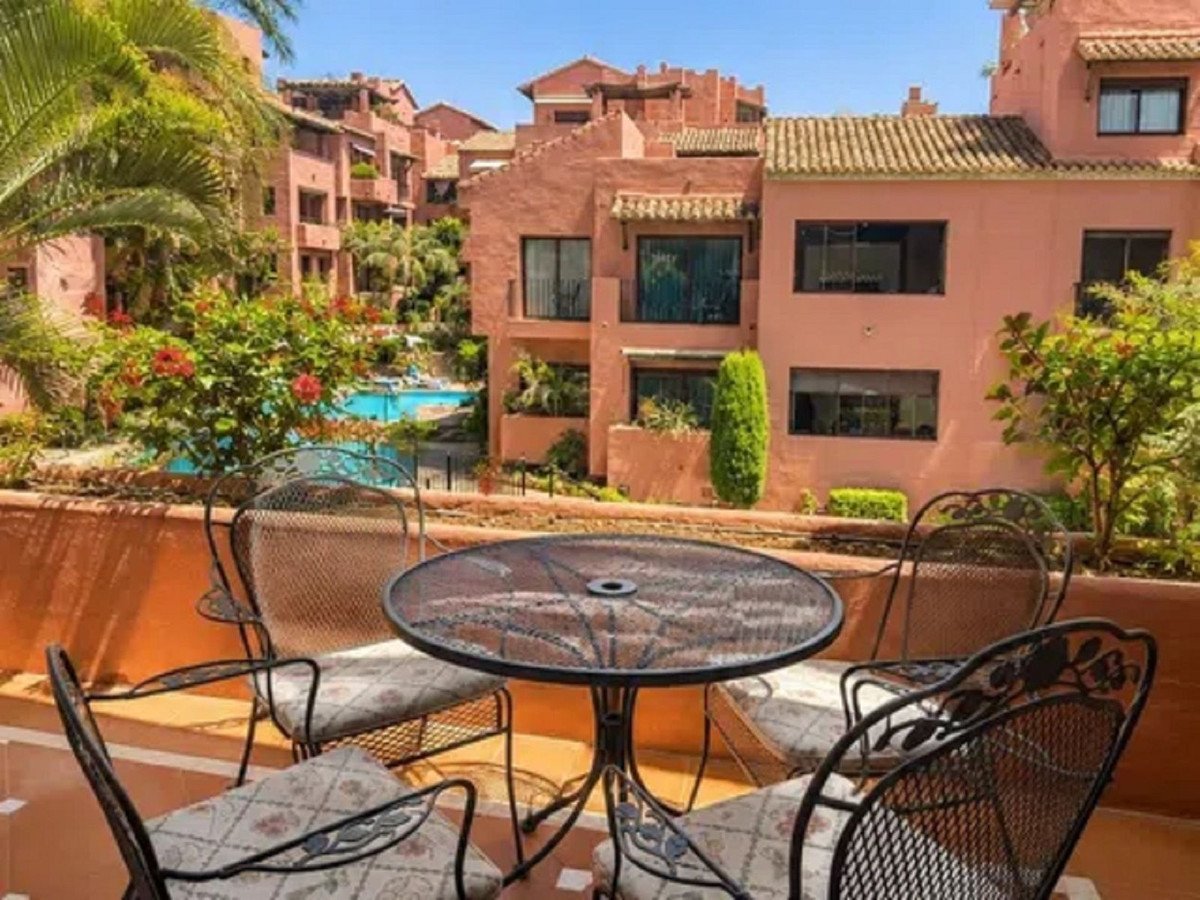 3 Bed Mellanvåningslägenhet in Marbella