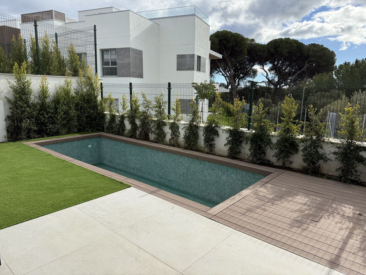 4 Bed Begane Grond Appartement in Marbella in Marbella, Appartement