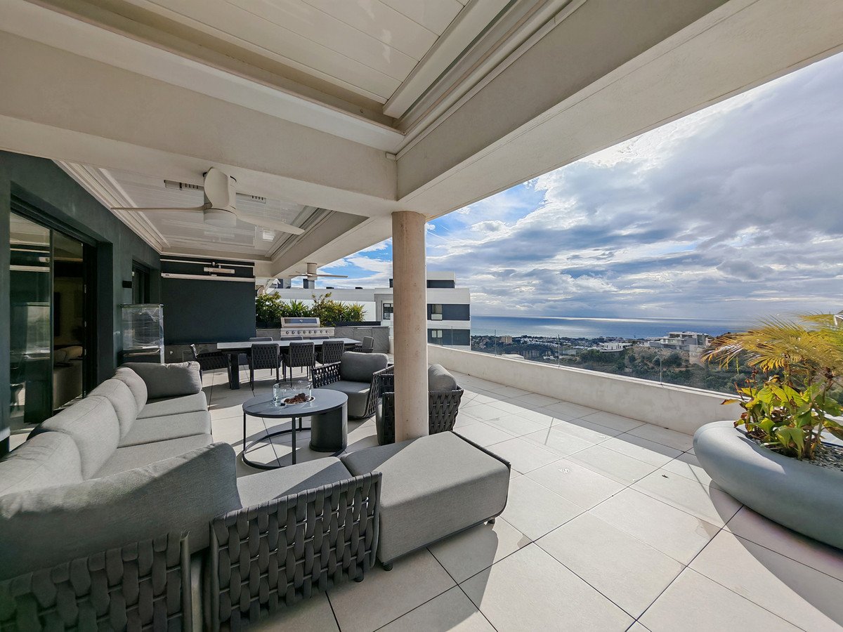 3 Bed Penthouse in Marbella in Marbella, Penthouse