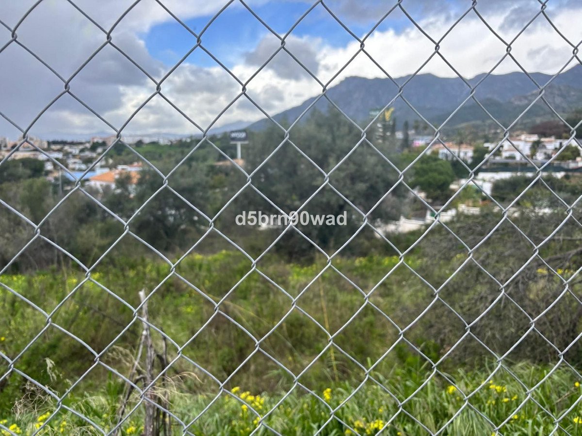 Commercial Plot in Marbella في Marbella, قطعة أرض تجارية