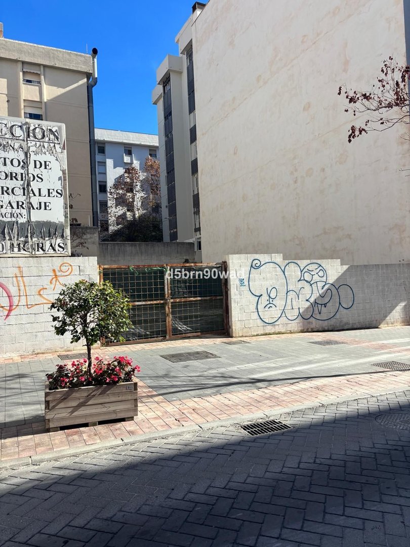Residential Plot in Marbella في Marbella, قطعة أرض سكنية