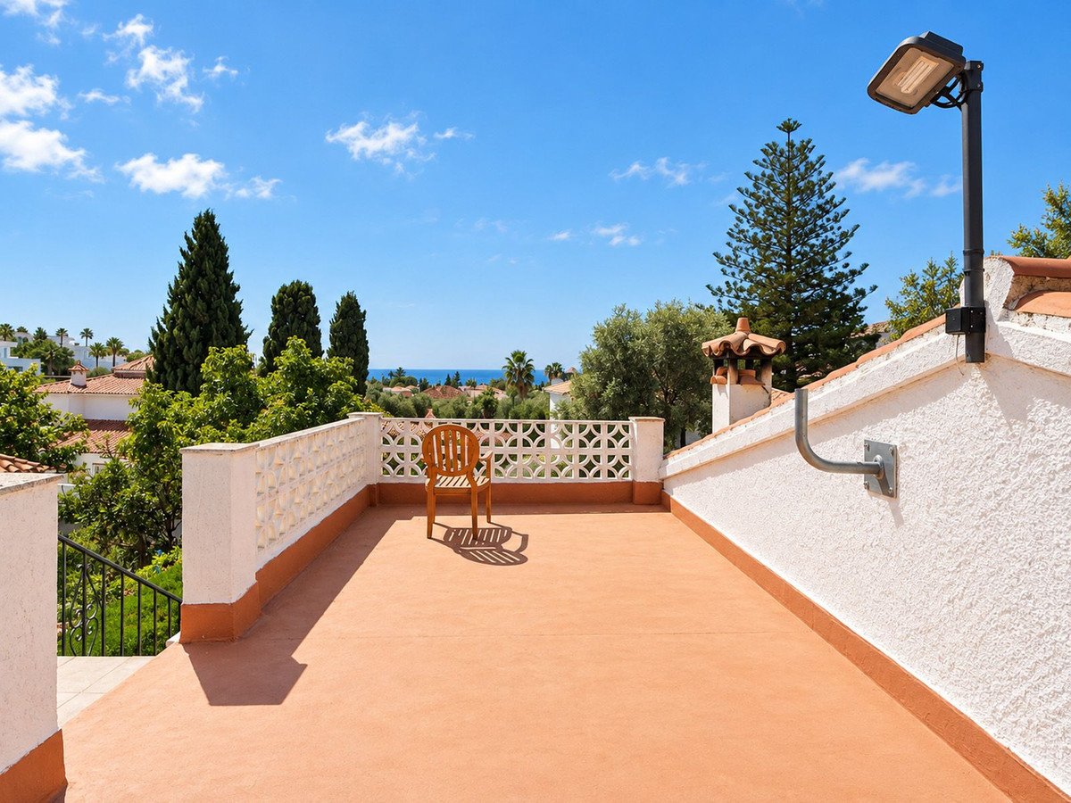 4 Bed Fritliggende villa in Marbella
