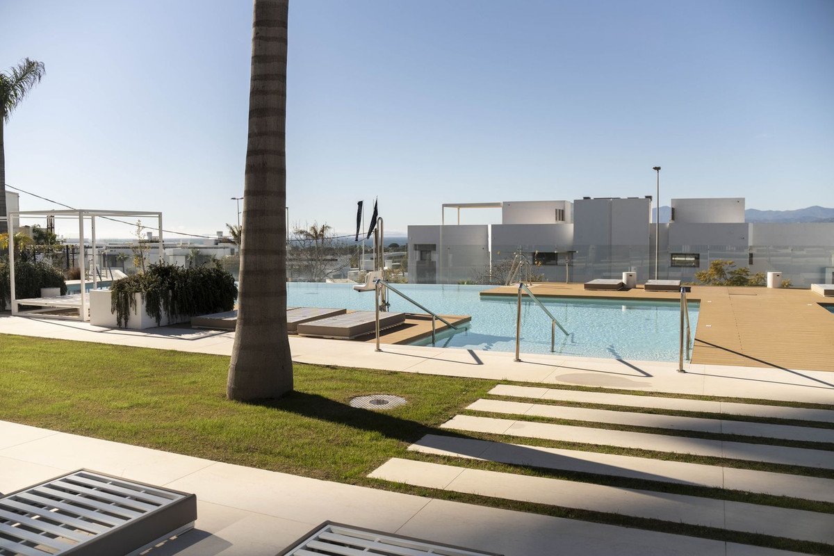 4 Bed منزل شبه منفصل in Marbella في Marbella, تاون هاوس شبه منفصل